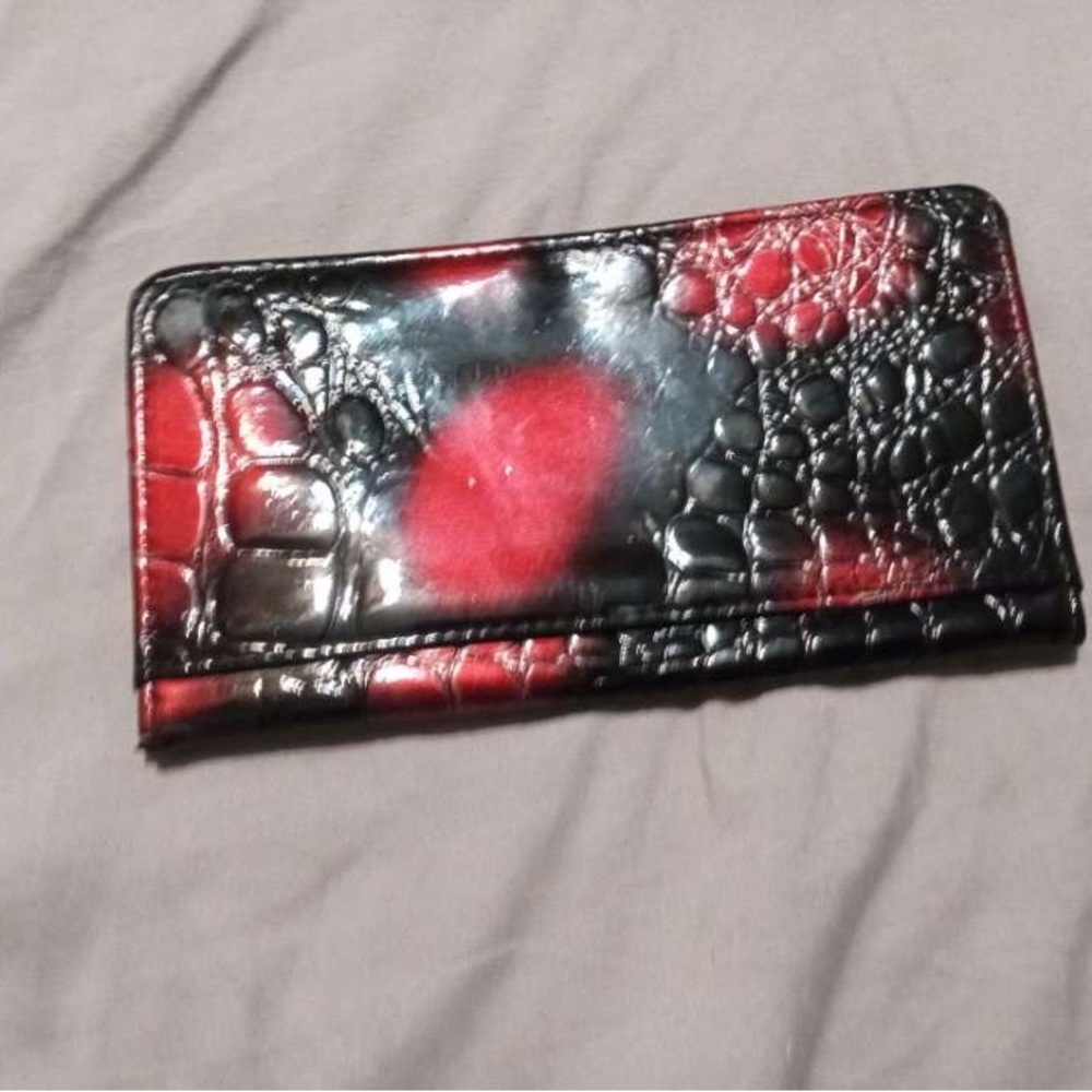 Wallet - Picture 2 of 2